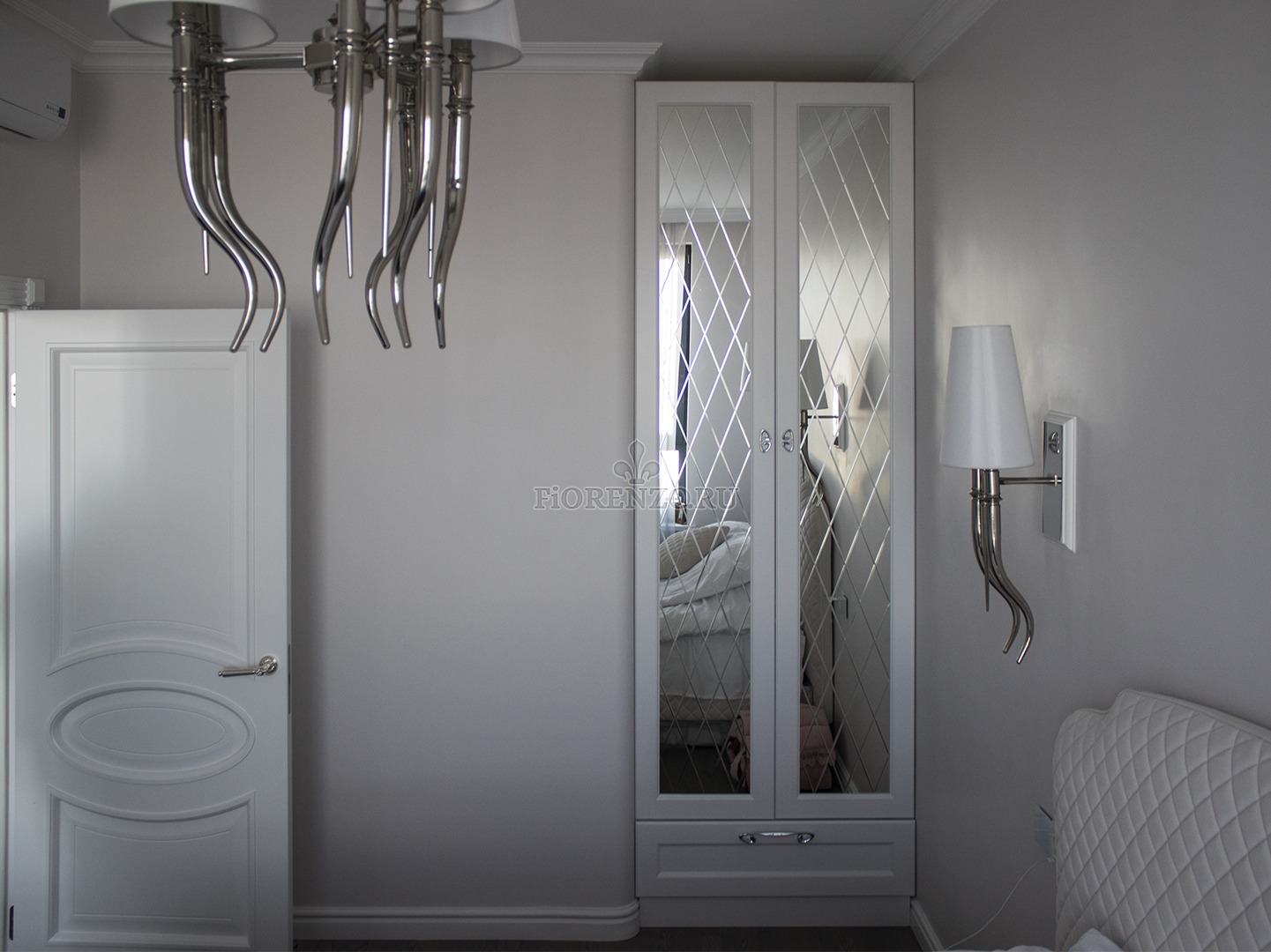 Белый встроенный шкаф «Осло» для спальни