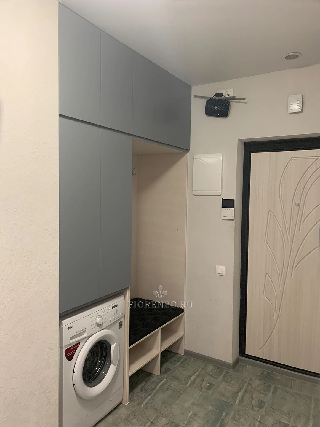 Встроенный шкаф в прихожую