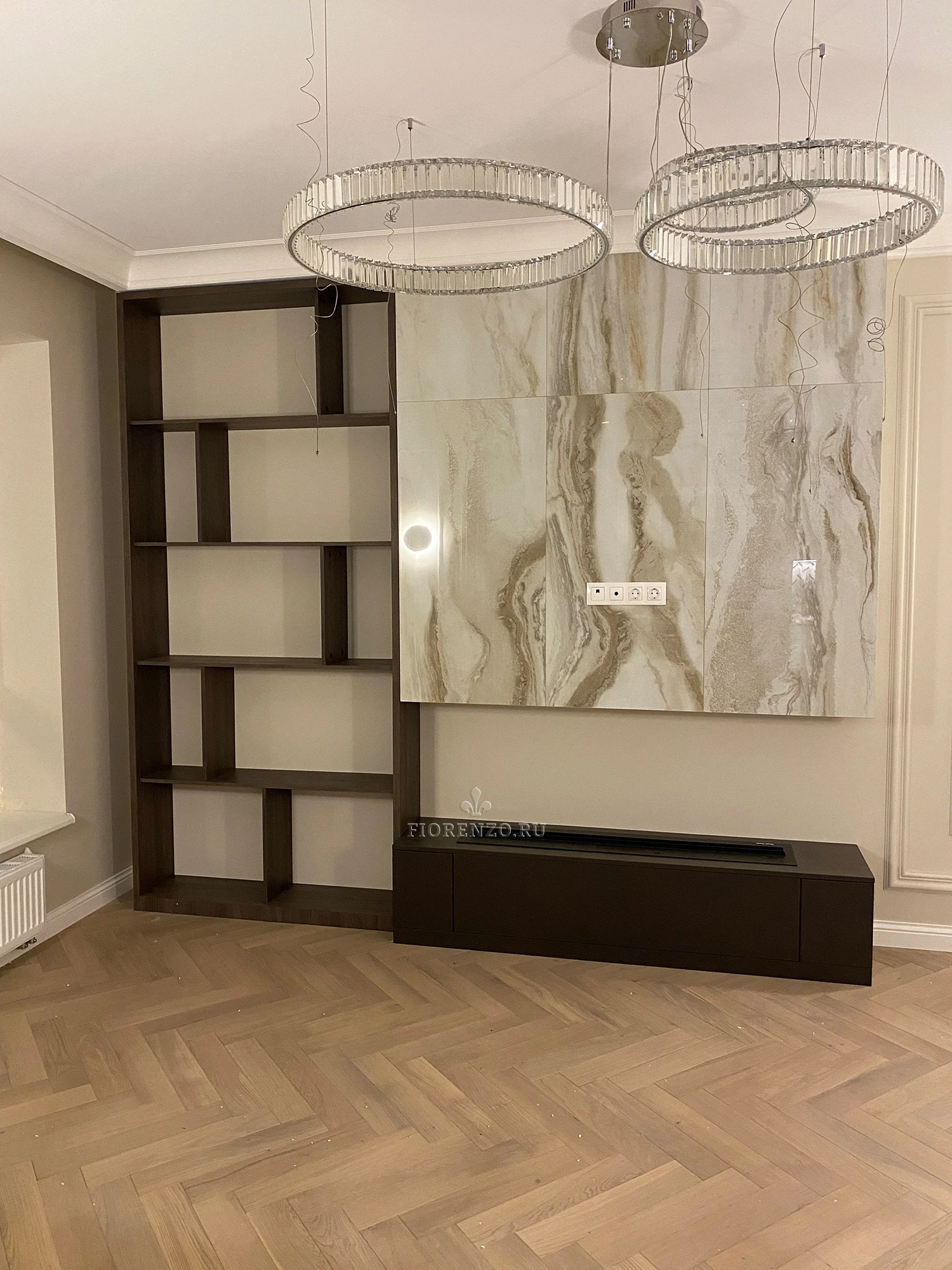 Стеллаж с тумбой в ТВ зоне